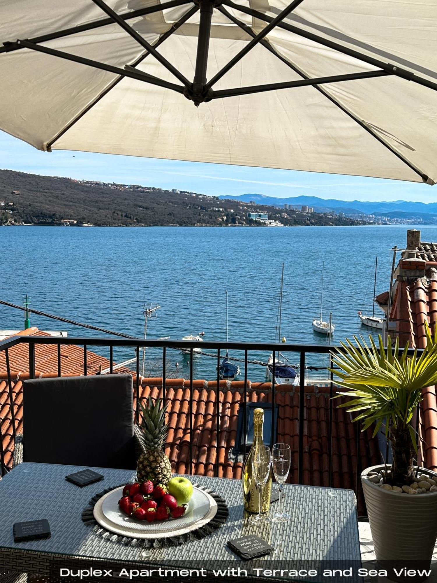 Villa Volos With Roof Terrace, Sea View, Free Private Parking Opatija Exterior foto